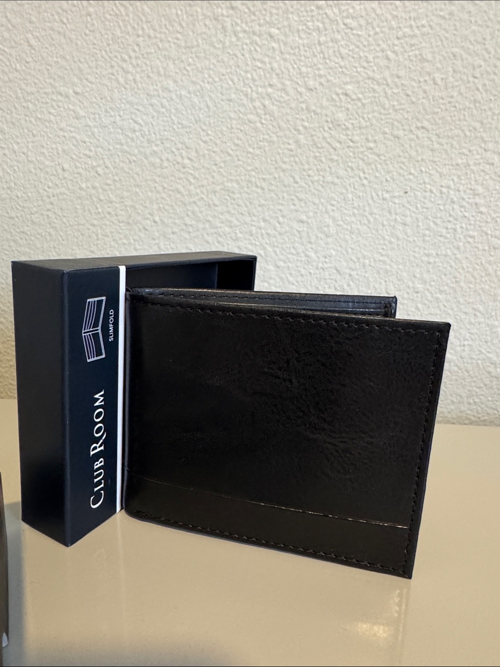 Club Room Black Leather Wallet with Stitch Detail